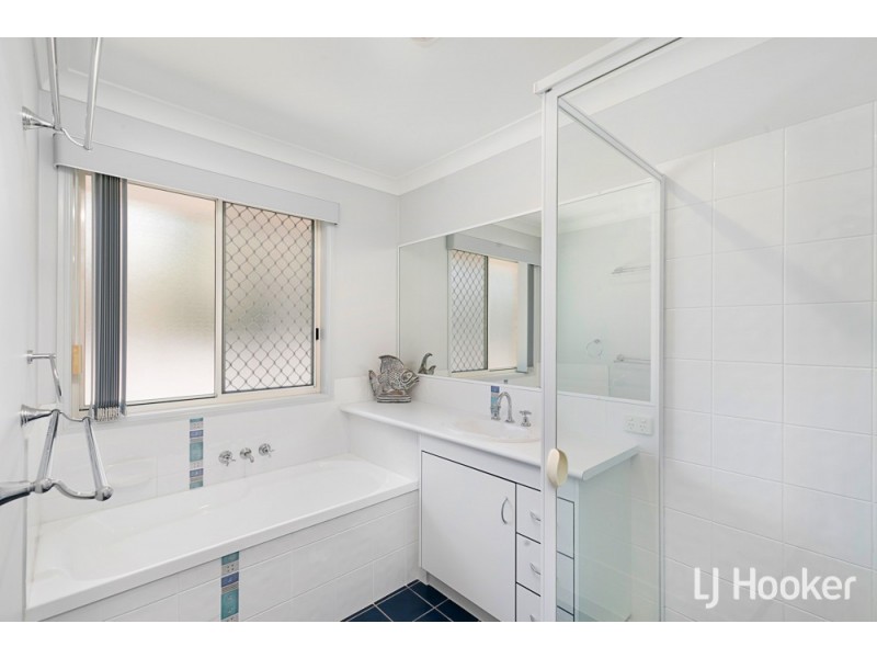 11 Janine Place, Birkdale QLD 4159