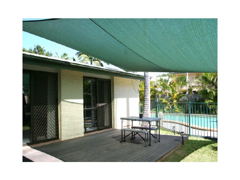 56 Cavell Road, Birkdale QLD 4159