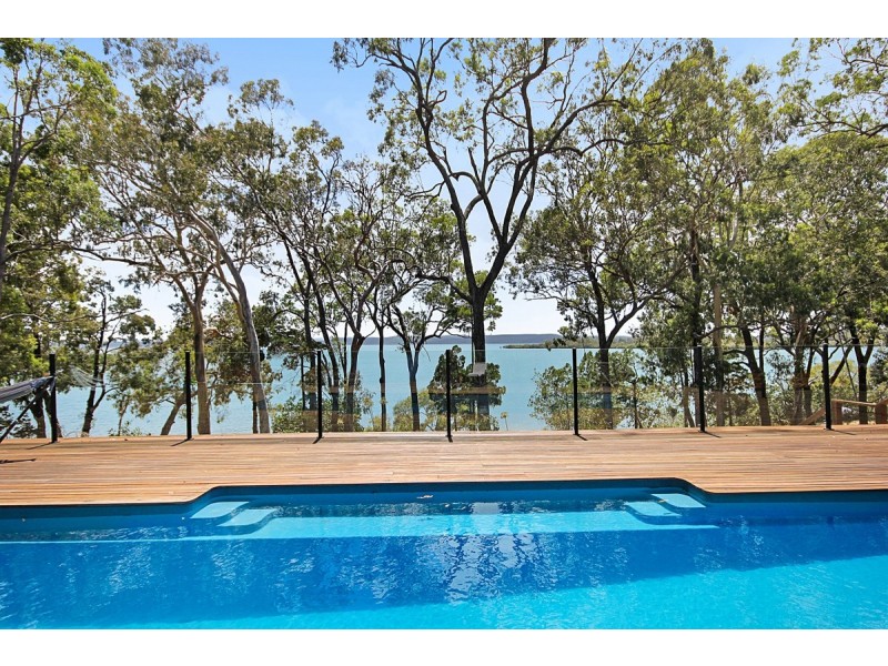 2-26 Cabriolet Crescent, Macleay Island QLD 4184