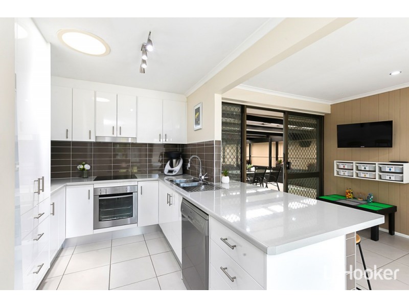 1 Lindon Street, Birkdale QLD 4159