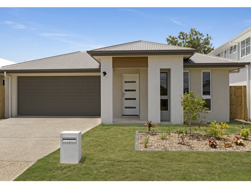 17 Simon Street, Victoria Point QLD 4165