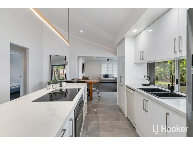 12 Riverton Drive, Wellington Point QLD 4160