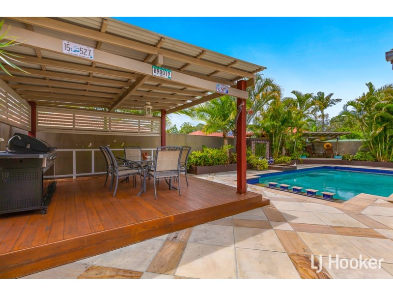 4 Carolyn Place, Redland Bay QLD 4165