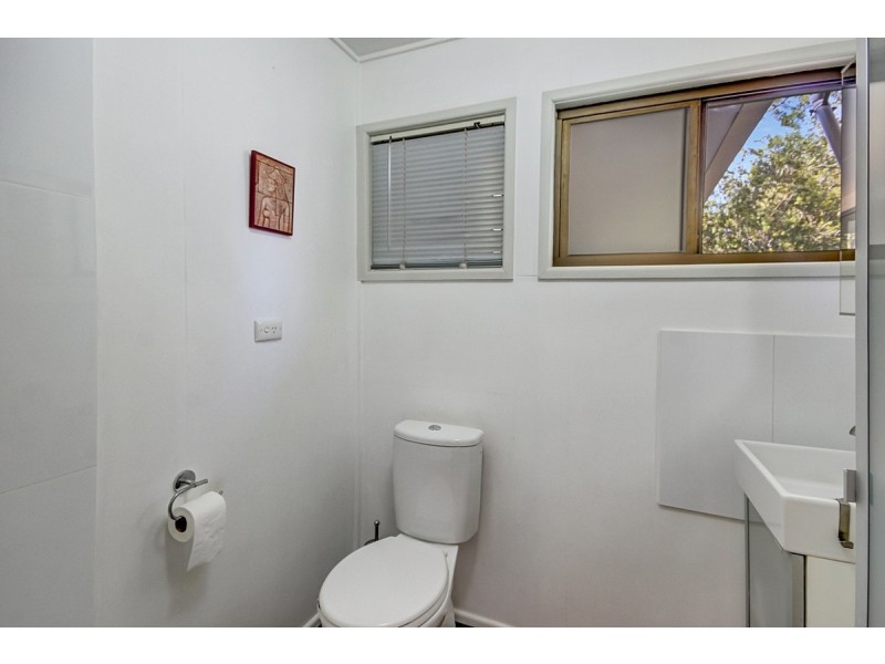 7 Orange Grove Street, Coochiemudlo Island QLD 4184
