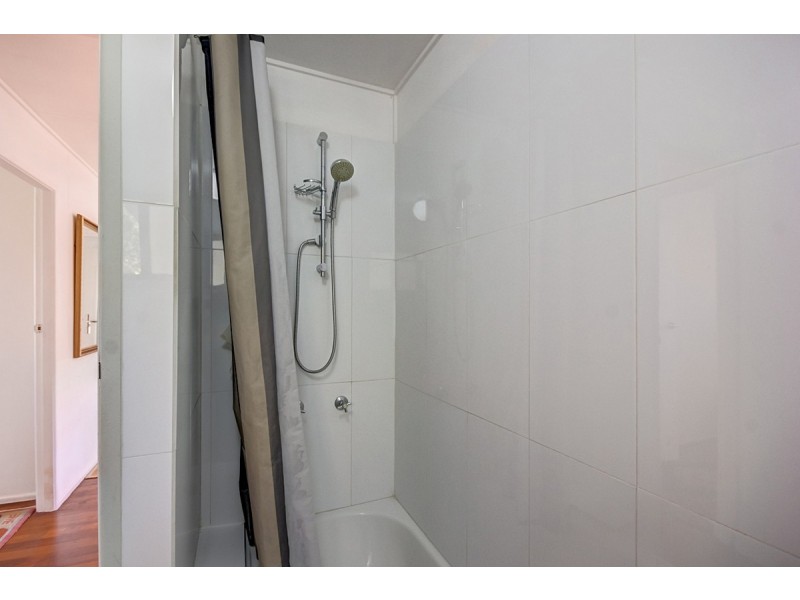 7 Orange Grove Street, Coochiemudlo Island QLD 4184