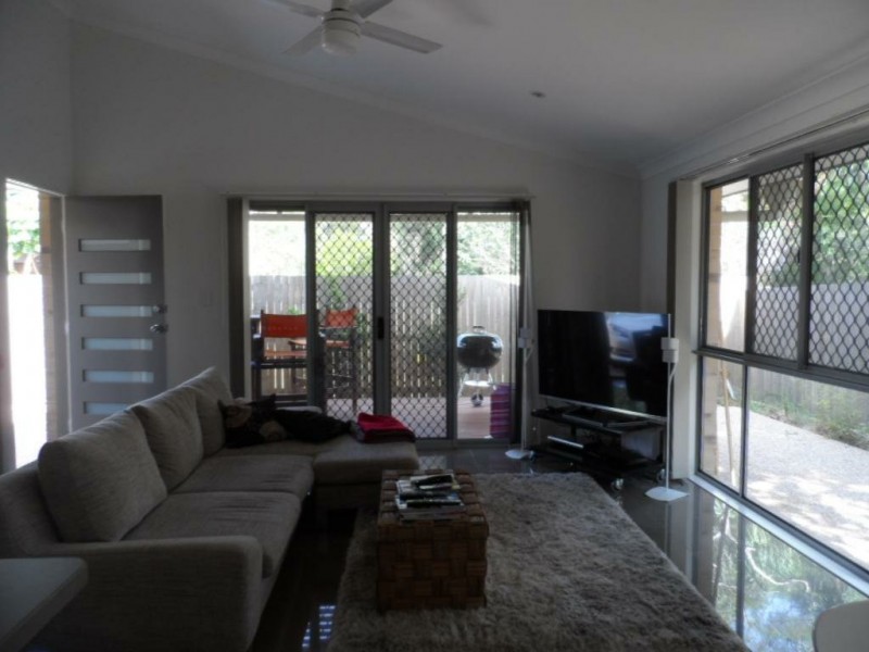 74A Bay Street, Cleveland QLD 4163