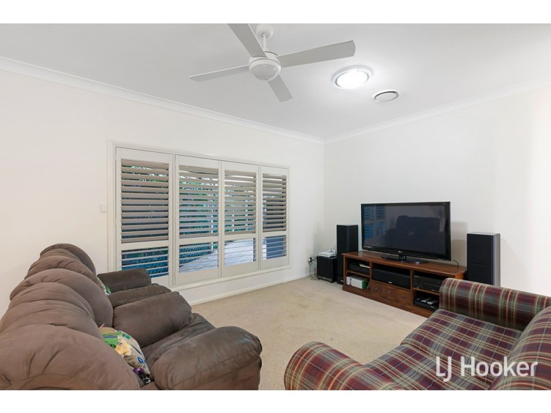 86 Dorsal Drive, Birkdale QLD 4159