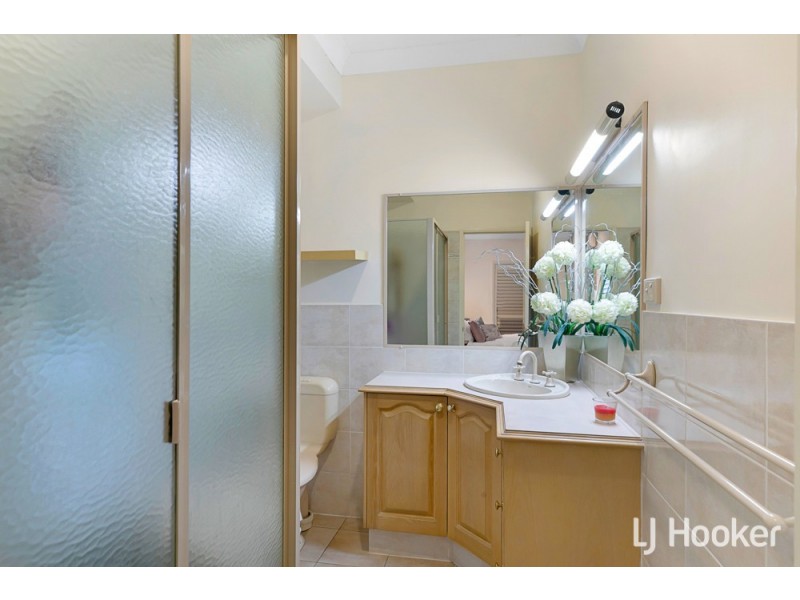 86 Dorsal Drive, Birkdale QLD 4159