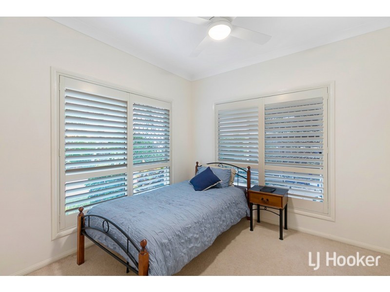 86 Dorsal Drive, Birkdale QLD 4159