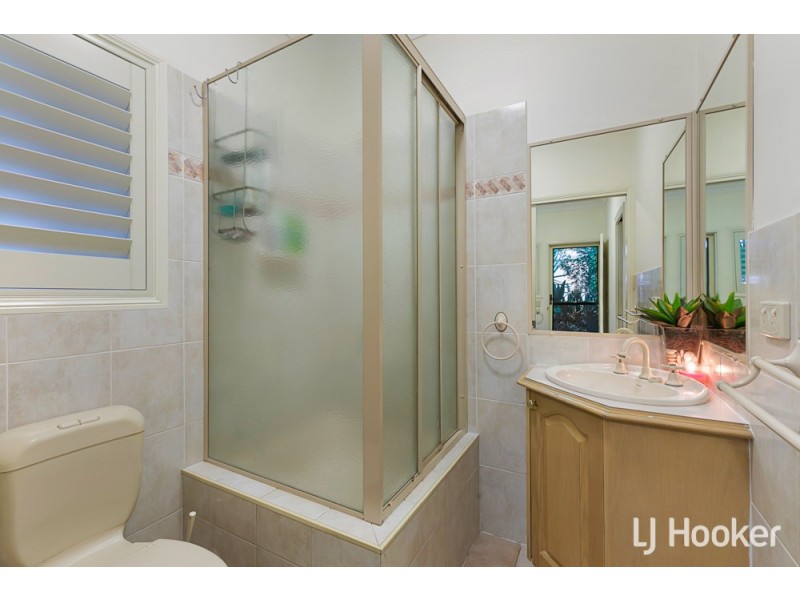 86 Dorsal Drive, Birkdale QLD 4159