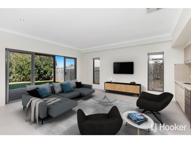 35 Cypress Street, Redland Bay QLD 4165