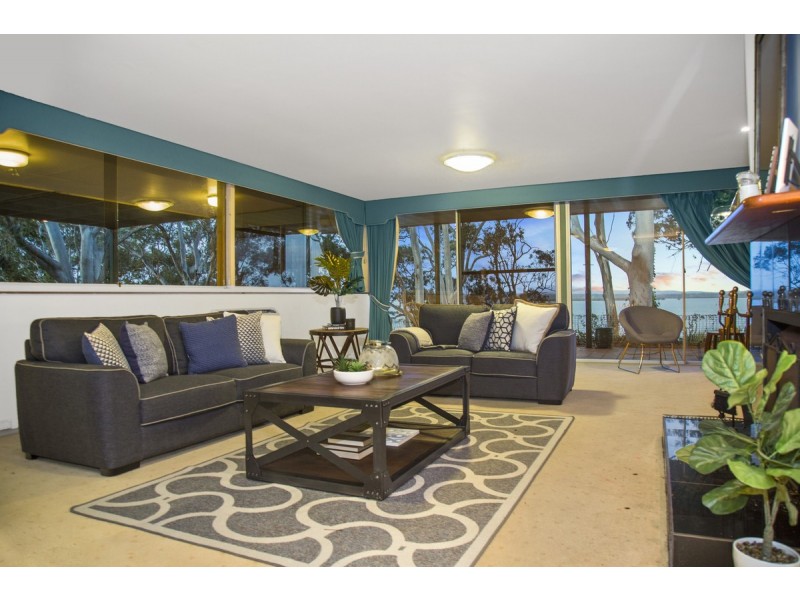 90-94 Broadwater Terrace, Redland Bay QLD 4165