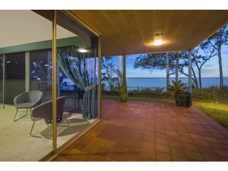 90-94 Broadwater Terrace, Redland Bay QLD 4165