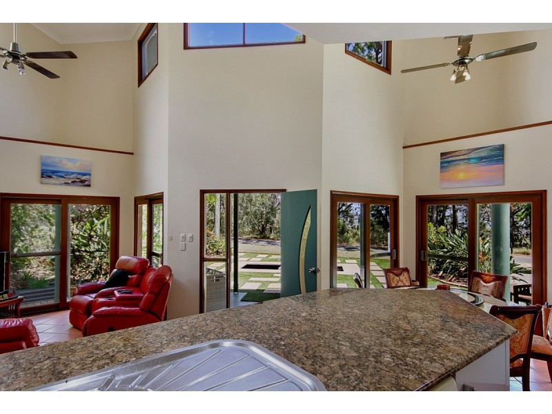 250 Victoria Parade, Coochiemudlo Island QLD 4184