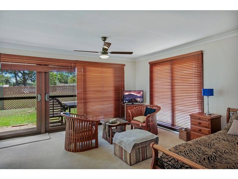 250 Victoria Parade, Coochiemudlo Island QLD 4184