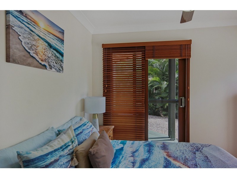 250 Victoria Parade, Coochiemudlo Island QLD 4184