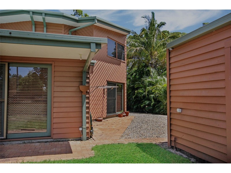 250 Victoria Parade, Coochiemudlo Island QLD 4184