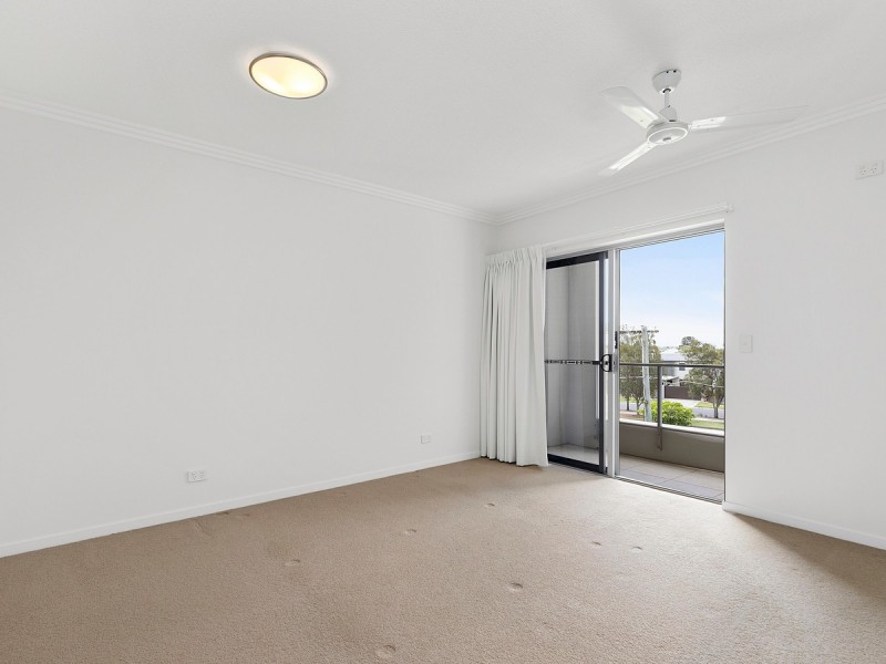 17 Waters Edge/150 Middle Street, Raby Bay QLD 4163