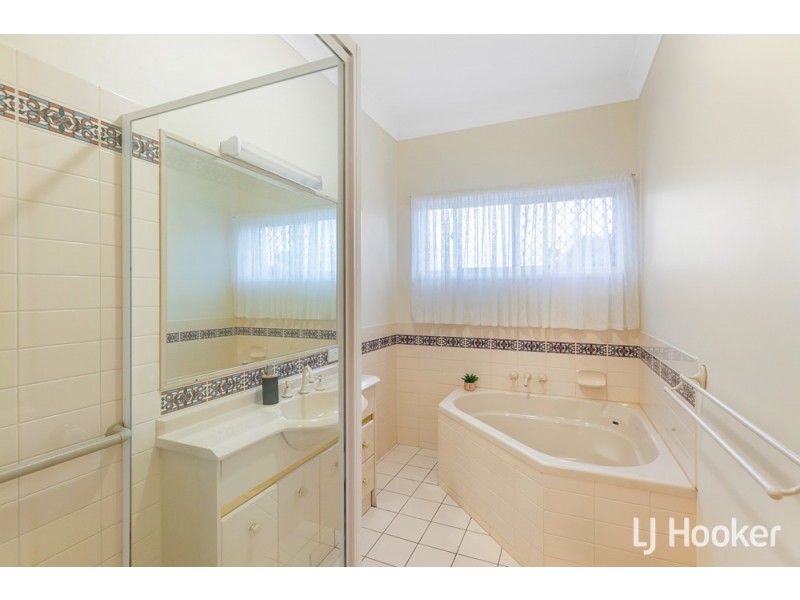 12 Maritime Court, Victoria Point QLD 4165