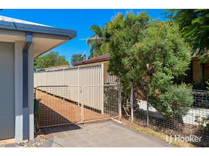 50 Main Street, Redland Bay QLD 4165