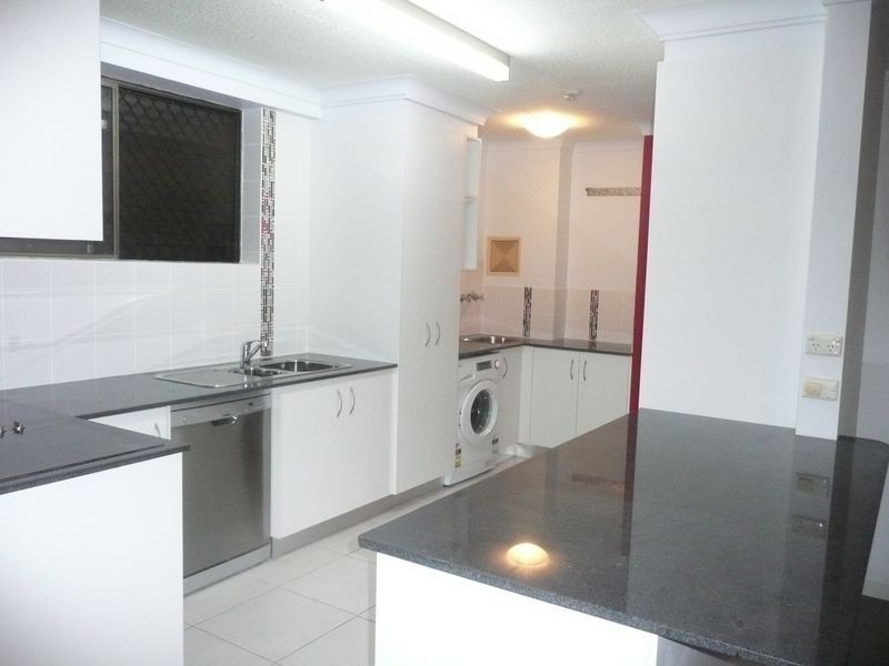 23/11 Wharf Street, Cleveland QLD 4163