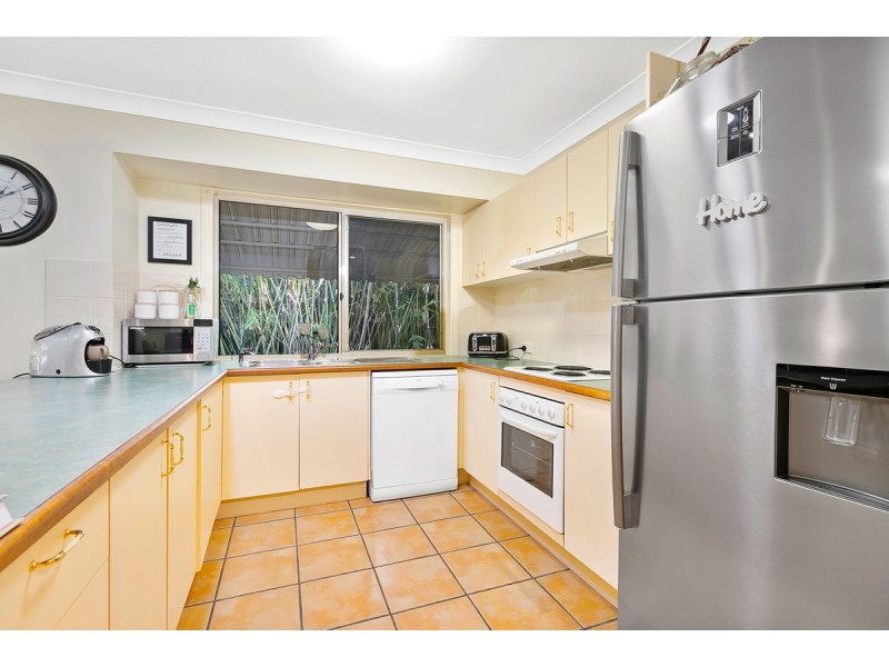 2/5 Short Street, Cleveland QLD 4163