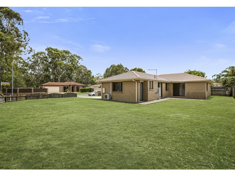 1 Tea Tree Court, Victoria Point QLD 4165