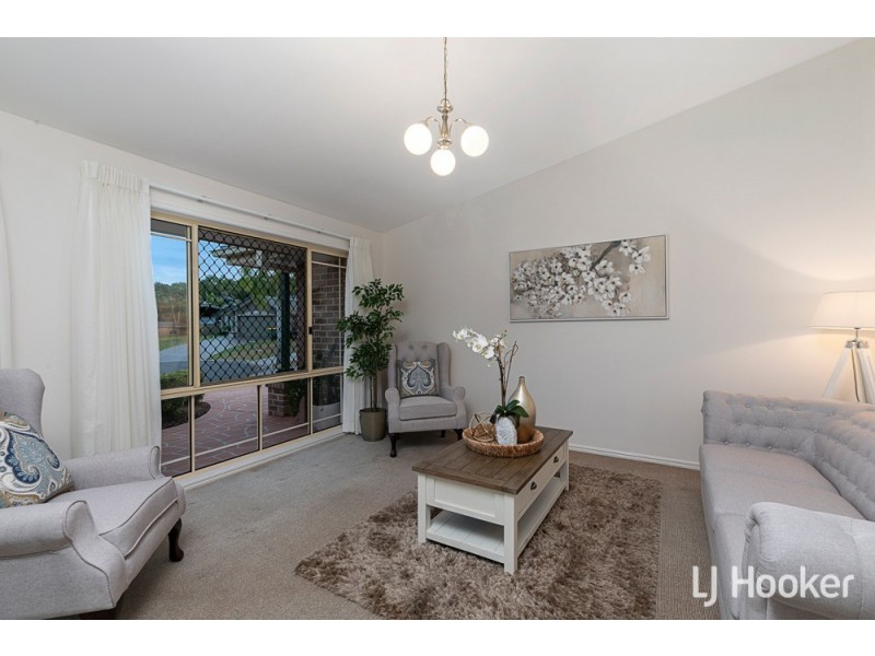 4 Sirocco Court, Ormiston QLD 4160