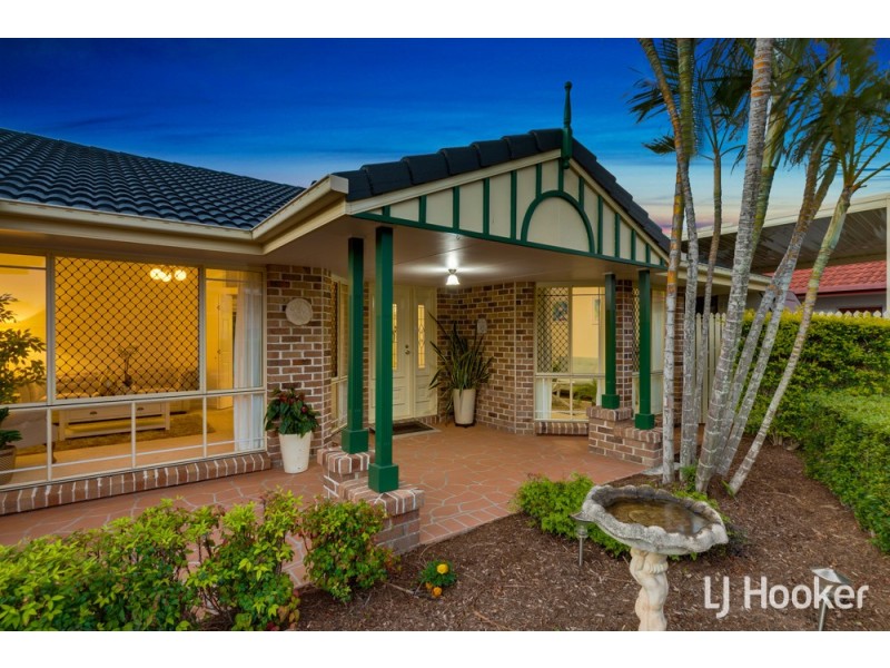 4 Sirocco Court, Ormiston QLD 4160