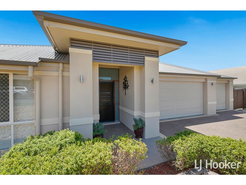 17 Balsam Street, Redland Bay QLD 4165