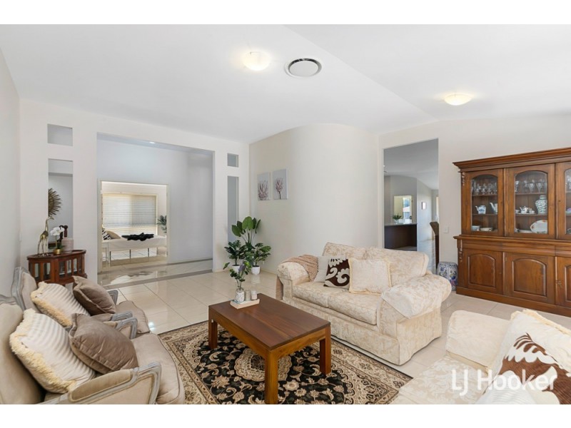 17 Balsam Street, Redland Bay QLD 4165