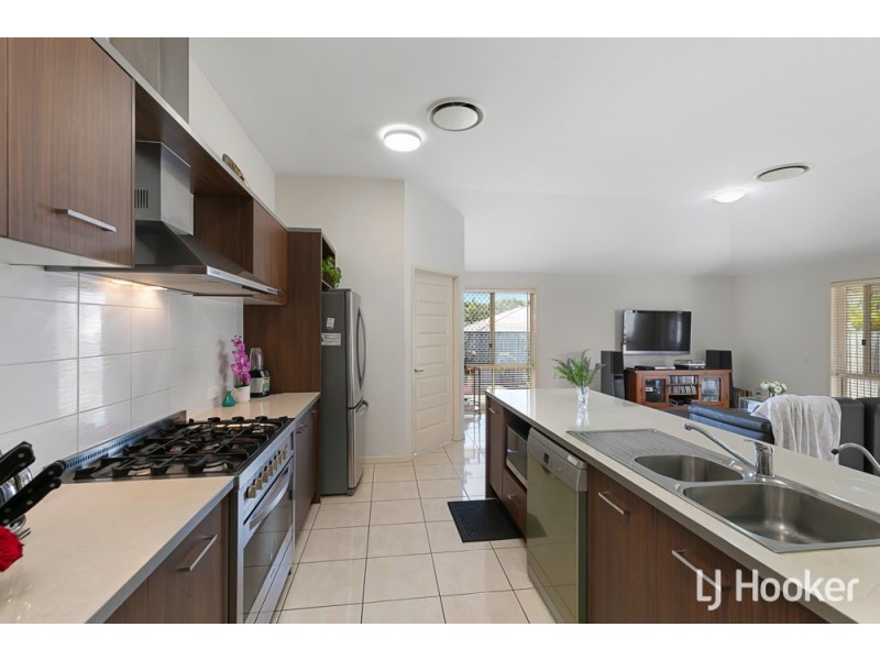 17 Balsam Street, Redland Bay QLD 4165