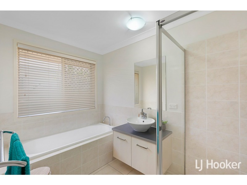 17 Balsam Street, Redland Bay QLD 4165
