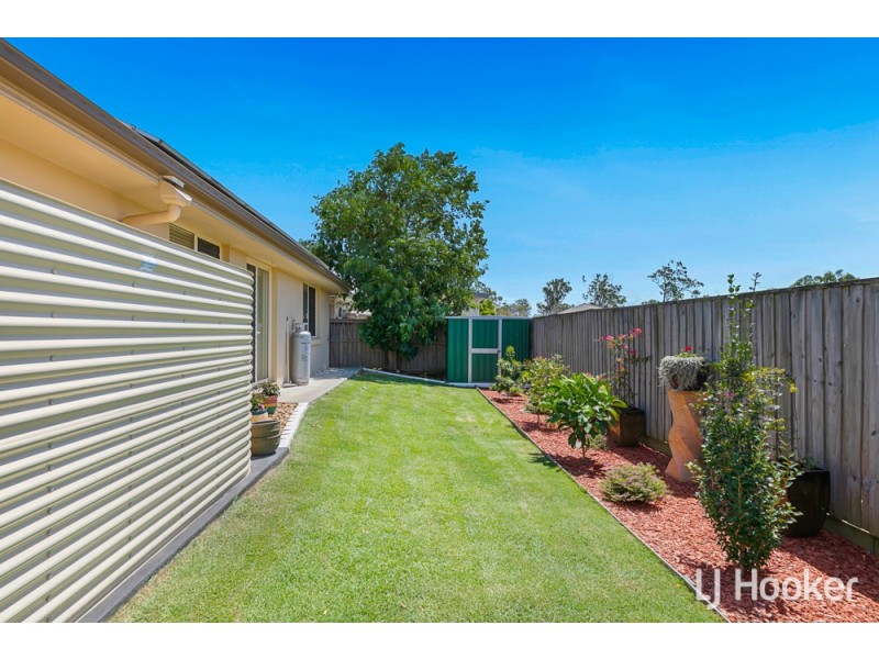 17 Balsam Street, Redland Bay QLD 4165