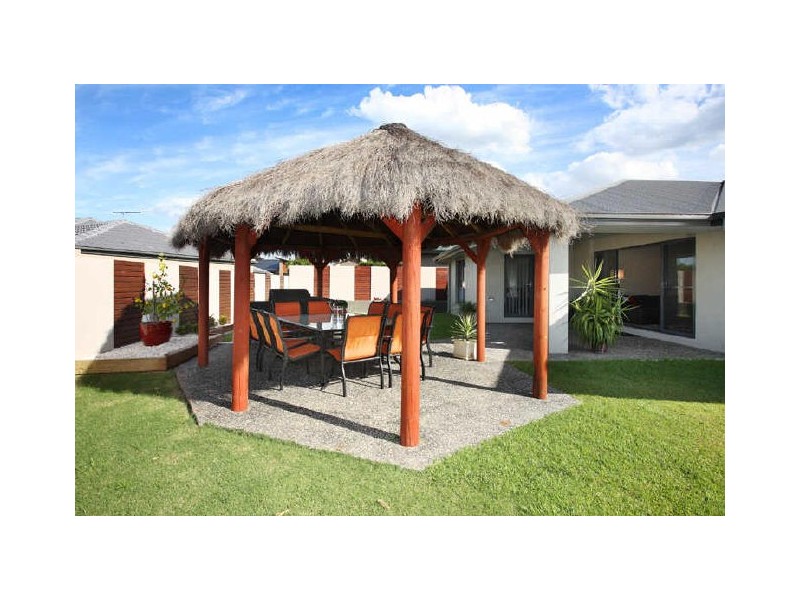 17 Tudar Place, Thornlands QLD 4164