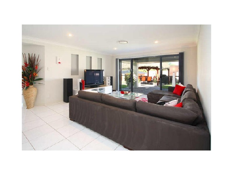 17 Tudar Place, Thornlands QLD 4164