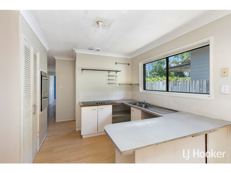 10 Bovingdon Street, Birkdale QLD 4159