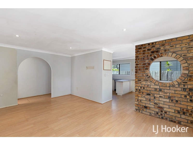 10 Bovingdon Street, Birkdale QLD 4159