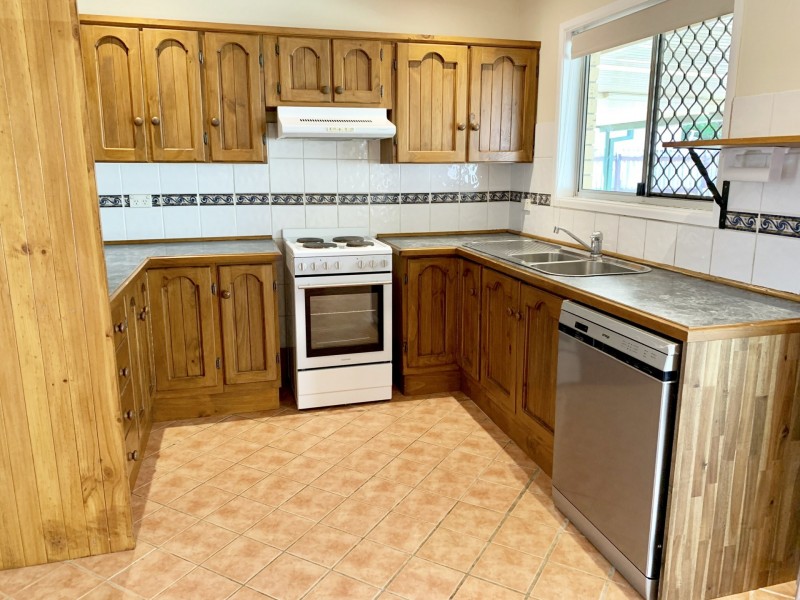 8 Marginalia Court, Cleveland QLD 4163