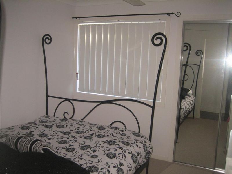 12 Pontiac Street, Thornlands QLD 4164