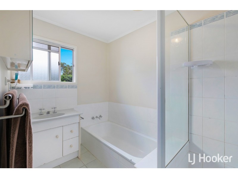 20 Shanahan Street, Redland Bay QLD 4165