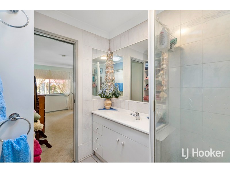 36 Pandanus Street, Birkdale QLD 4159