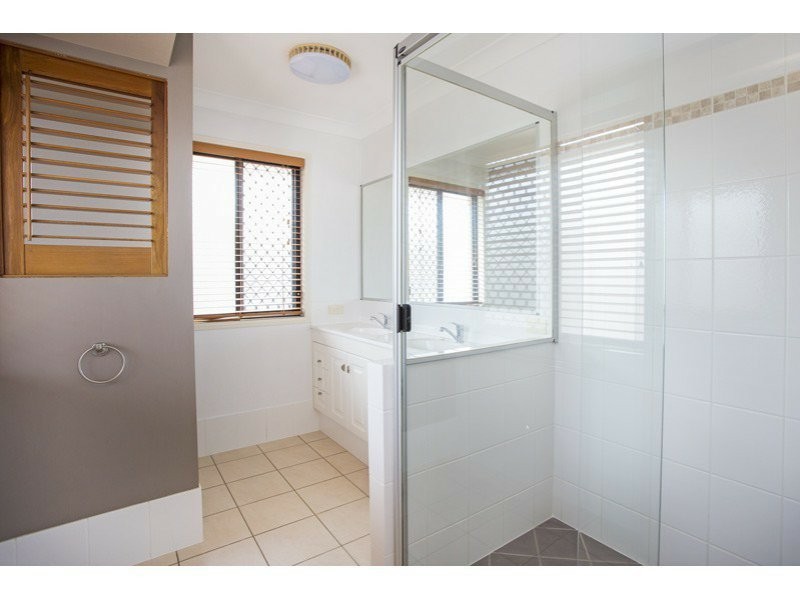 51 Trafalgar Vale Avenue, Wellington Point QLD 4160