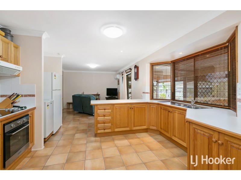 69 School Road, Wynnum West QLD 4178