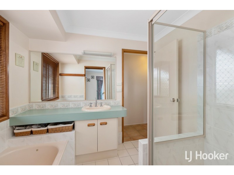 69 School Road, Wynnum West QLD 4178