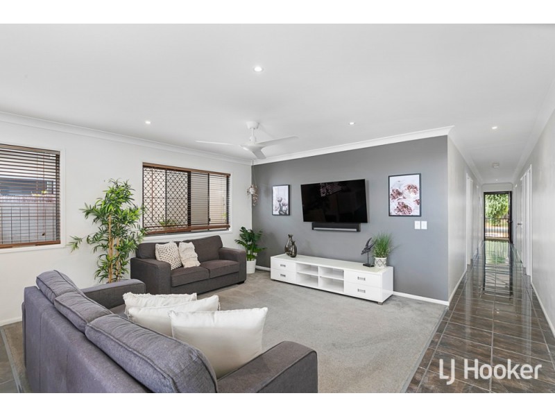 34 Thomas Street, Birkdale QLD 4159