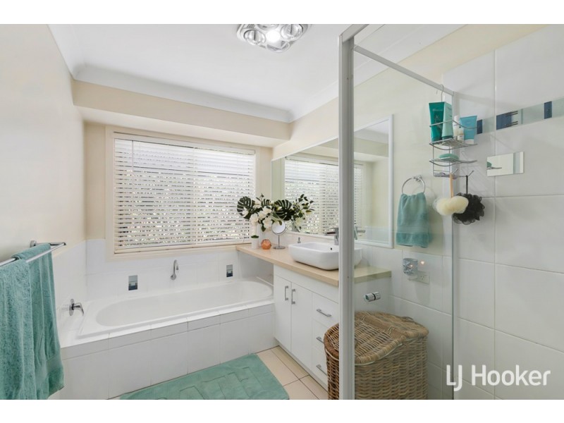 29 Primrose Drive, Thornlands QLD 4164