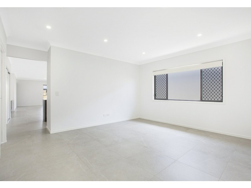 73 Swansea Circuit, Redland Bay QLD 4165
