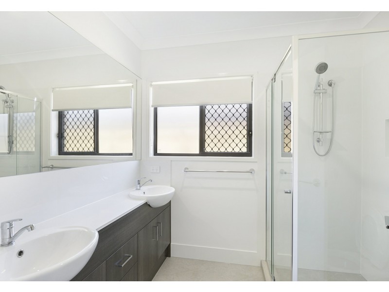 73 Swansea Circuit, Redland Bay QLD 4165