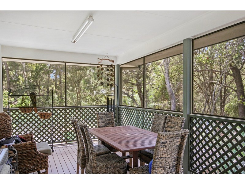 32 James Street, Coochiemudlo Island QLD 4184